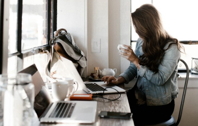 云如何影響網(wǎng)站設計-瑩晨建站-prodigallitmag.com